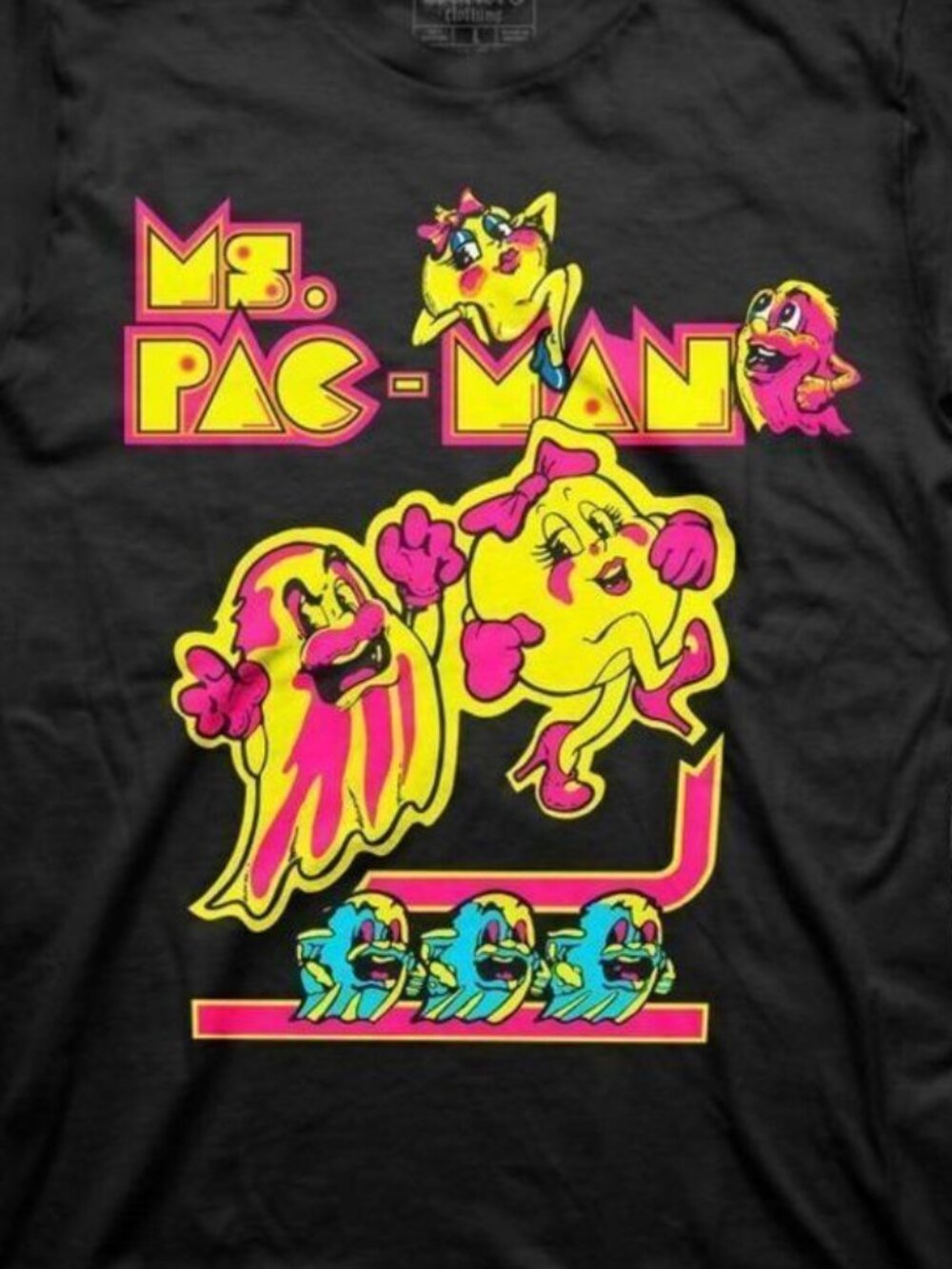 Mrs Pacman Classic Arcade Gaming Retro Fan Unisex T-Shirt - Picture 2 of 5